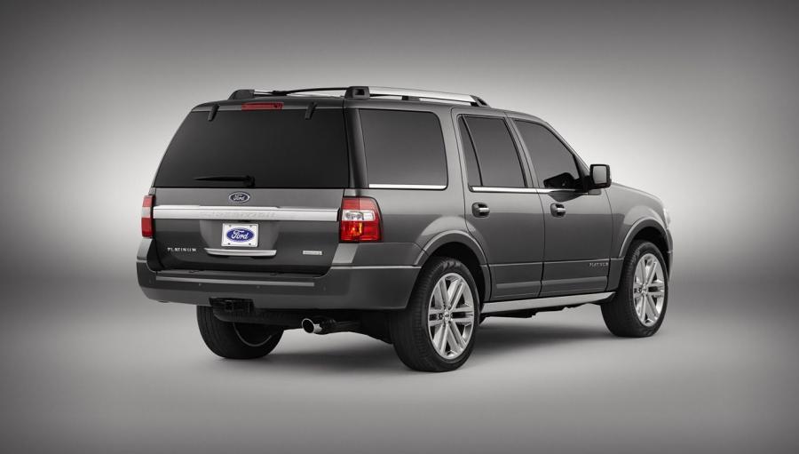  Ford Expedition 2015 года  (фото 2 из 9)